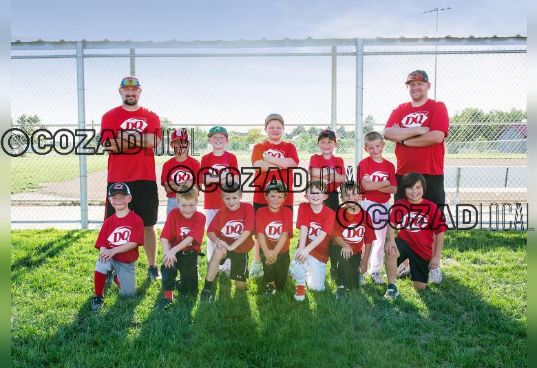 Back row from left: Coach Brent Dinslage, Luke Bazata, Kyler Dinslage, Owen Smith, Klayton Broz, Tristen Peden, and Coach Nathan Simpson. Front: Zayden Gomez, Jackson Mathews, Greyson Hans, Jordan Simpson, Kanon Dinslage, Jensen Yilk, and Knox Thayer. (Katie Arndt Photography) 